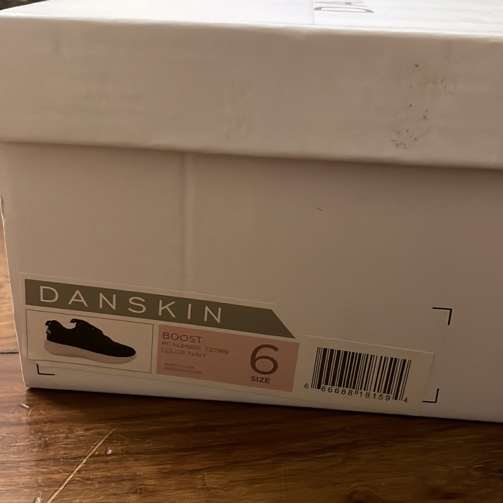 Danskin Women’s sneakers - Picture 8 of 8